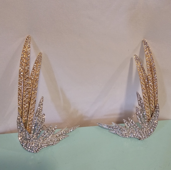 Rhinestone & Gold Winged Warrior Crown w/ Pins - Picture 7 of 9